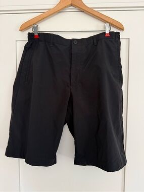 Men's Uniqlo X Theory Black Flat-Front Shorts Inside Drawstring Size Medium
